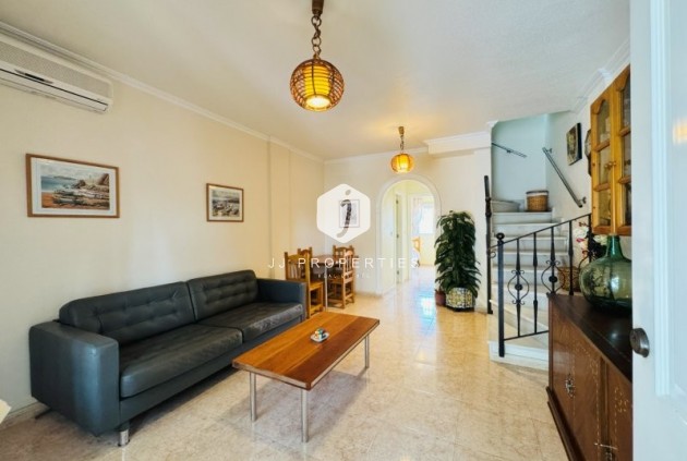 Tweedehands - duplex -
Torrevieja - Costa Blanca