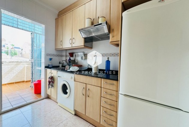 Tweedehands - duplex -
Torrevieja - Costa Blanca