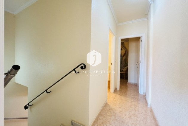 Tweedehands - duplex -
Torrevieja - Costa Blanca