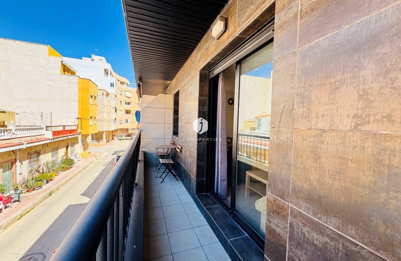 Tweedehands - Appartement / flat -
La Mata - Costa Blanca