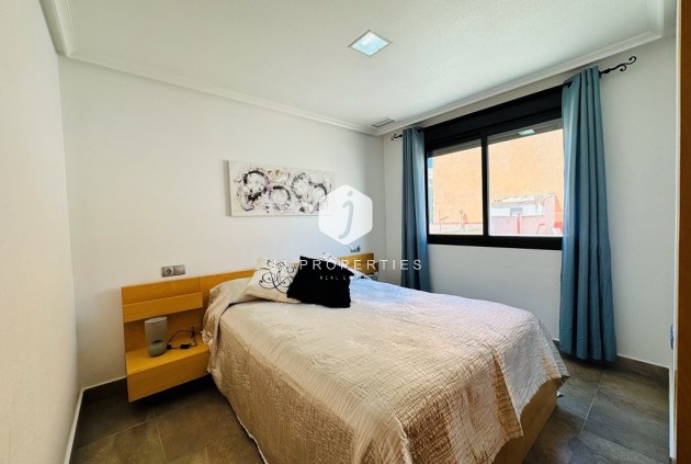 Tweedehands - Appartement / flat -
La Mata - Costa Blanca