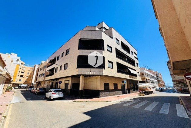 Tweedehands - Appartement / flat -
La Mata - Costa Blanca