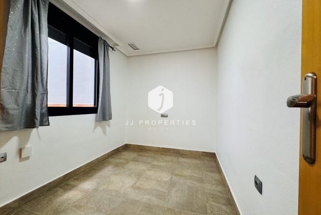 Tweedehands - Appartement / flat -
La Mata - Costa Blanca