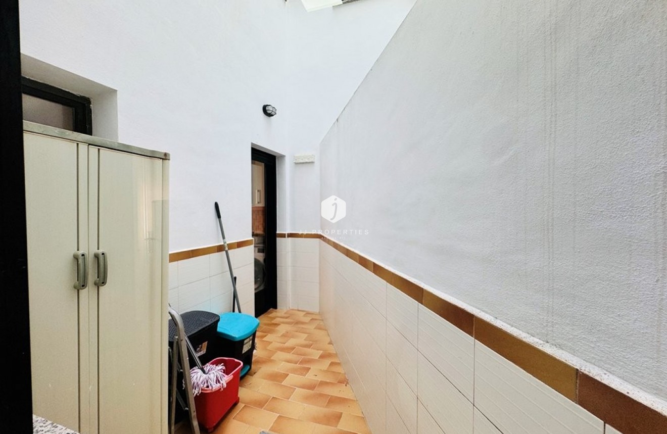 Tweedehands - Appartement / flat -
La Mata - Costa Blanca