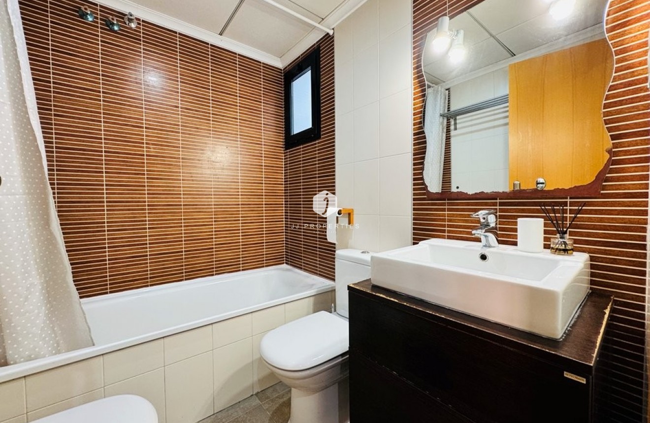 Tweedehands - Appartement / flat -
La Mata - Costa Blanca