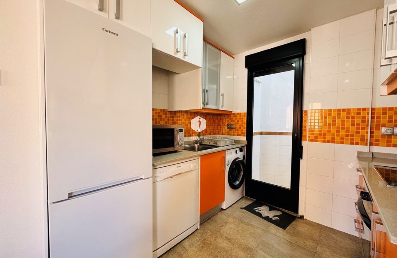 Tweedehands - Appartement / flat -
La Mata - Costa Blanca