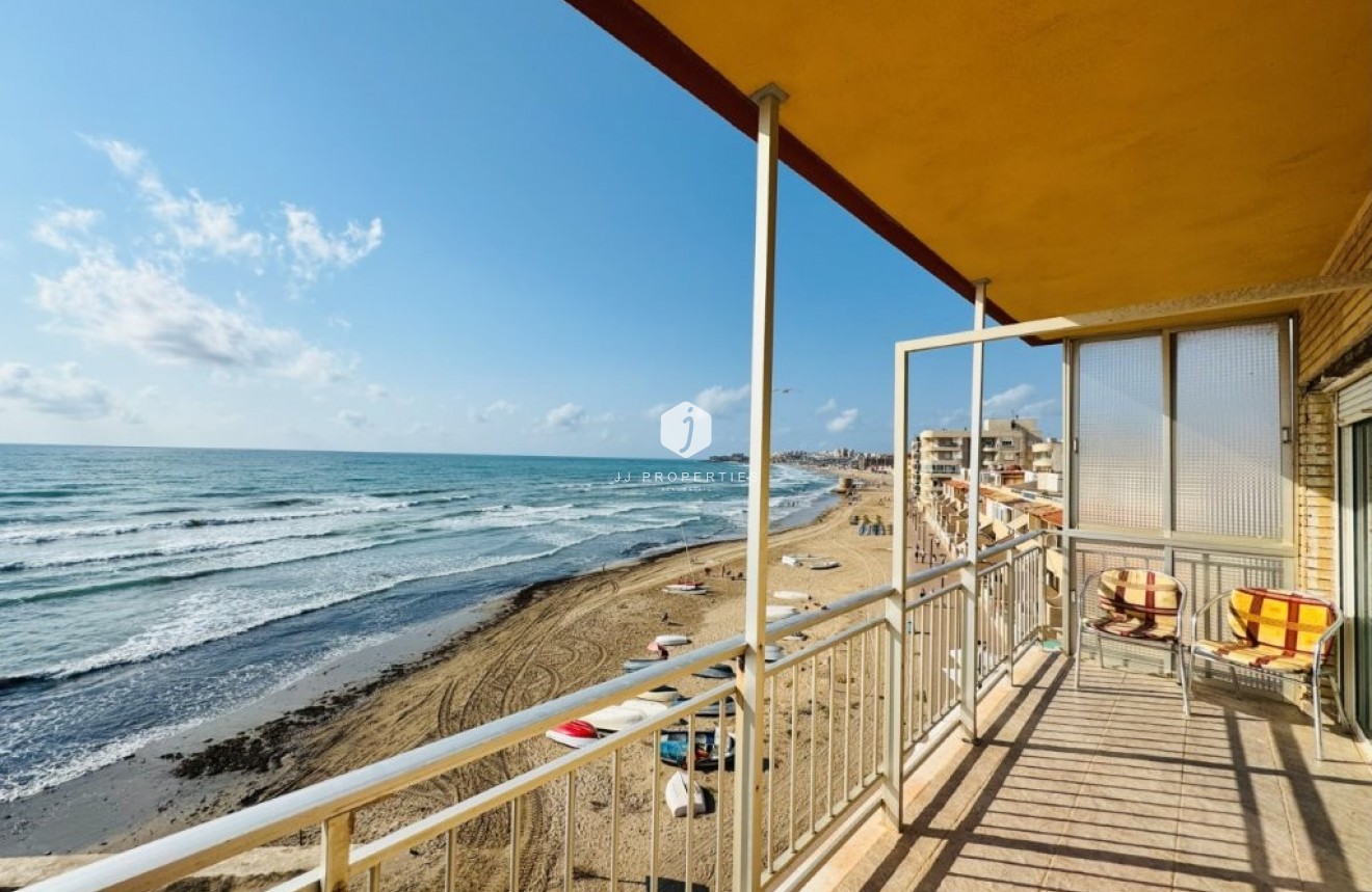 Tweedehands - Appartement / flat -
La Mata - Costa Blanca