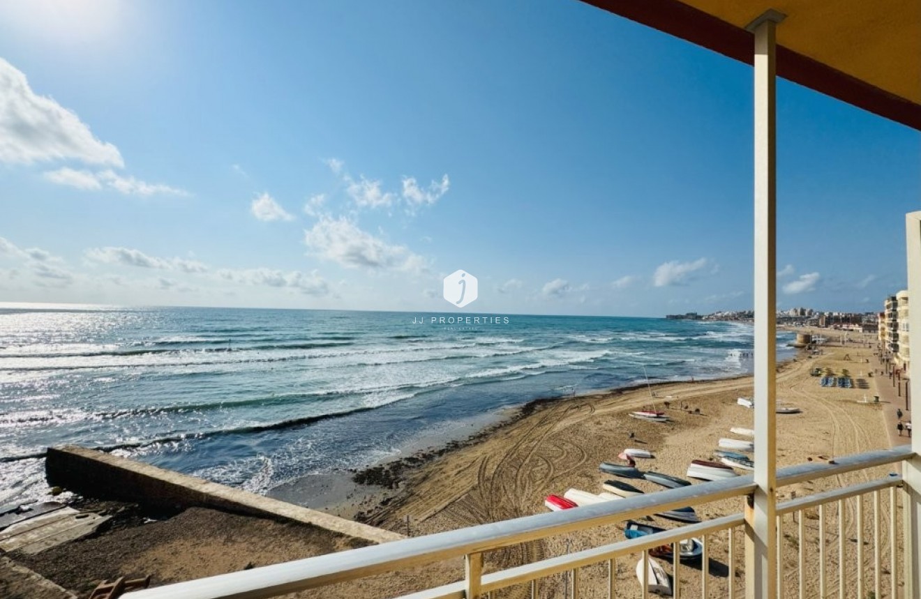 Tweedehands - Appartement / flat -
La Mata - Costa Blanca