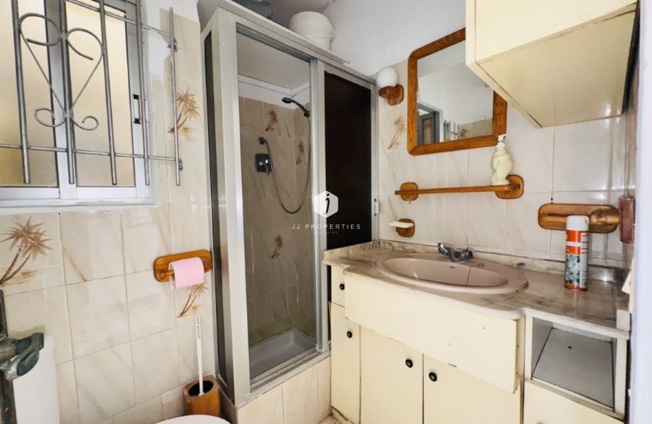 Tweedehands - Appartement / flat -
La Mata - Costa Blanca