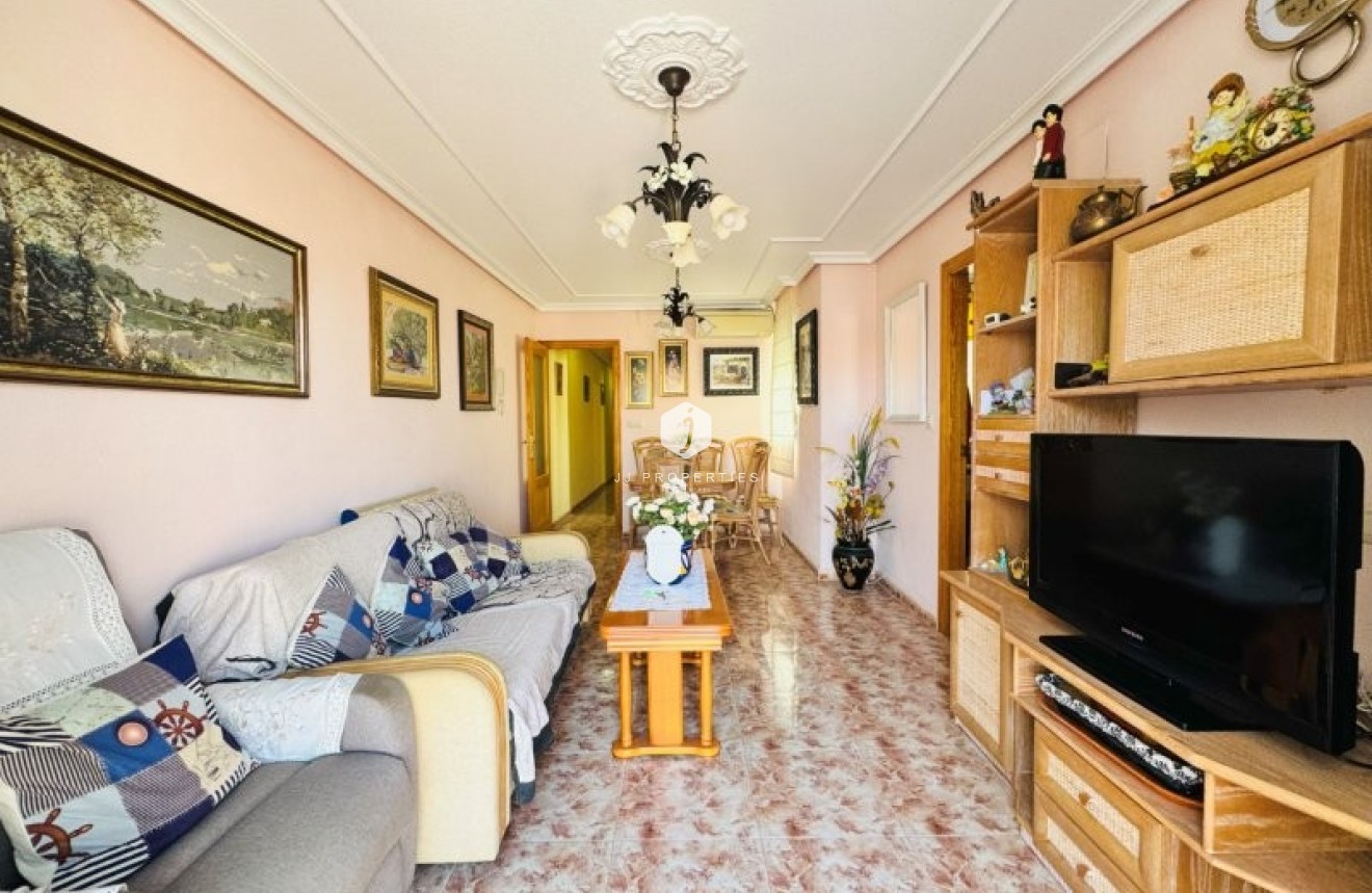 Tweedehands - Appartement / flat -
La Mata - Costa Blanca