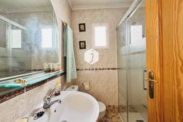 Tweedehands - Appartement / flat -
La Mata - Costa Blanca