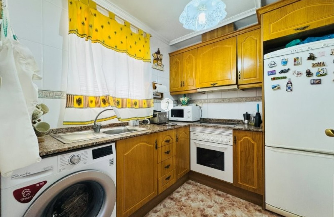 Tweedehands - Appartement / flat -
La Mata - Costa Blanca