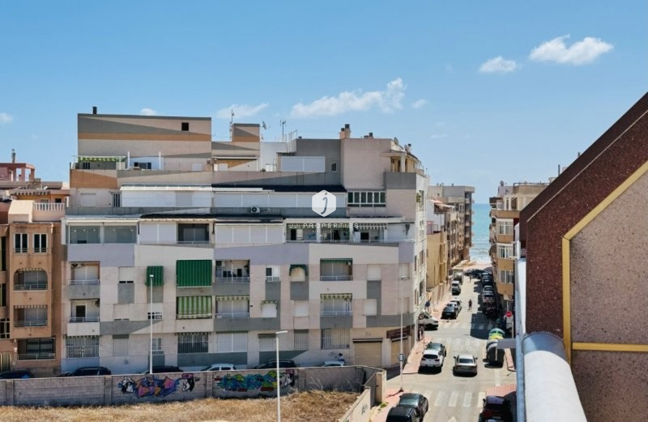 Tweedehands - Appartement / flat -
La Mata - Costa Blanca