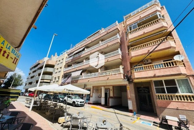 Tweedehands - Appartement / flat -
La Mata - Costa Blanca