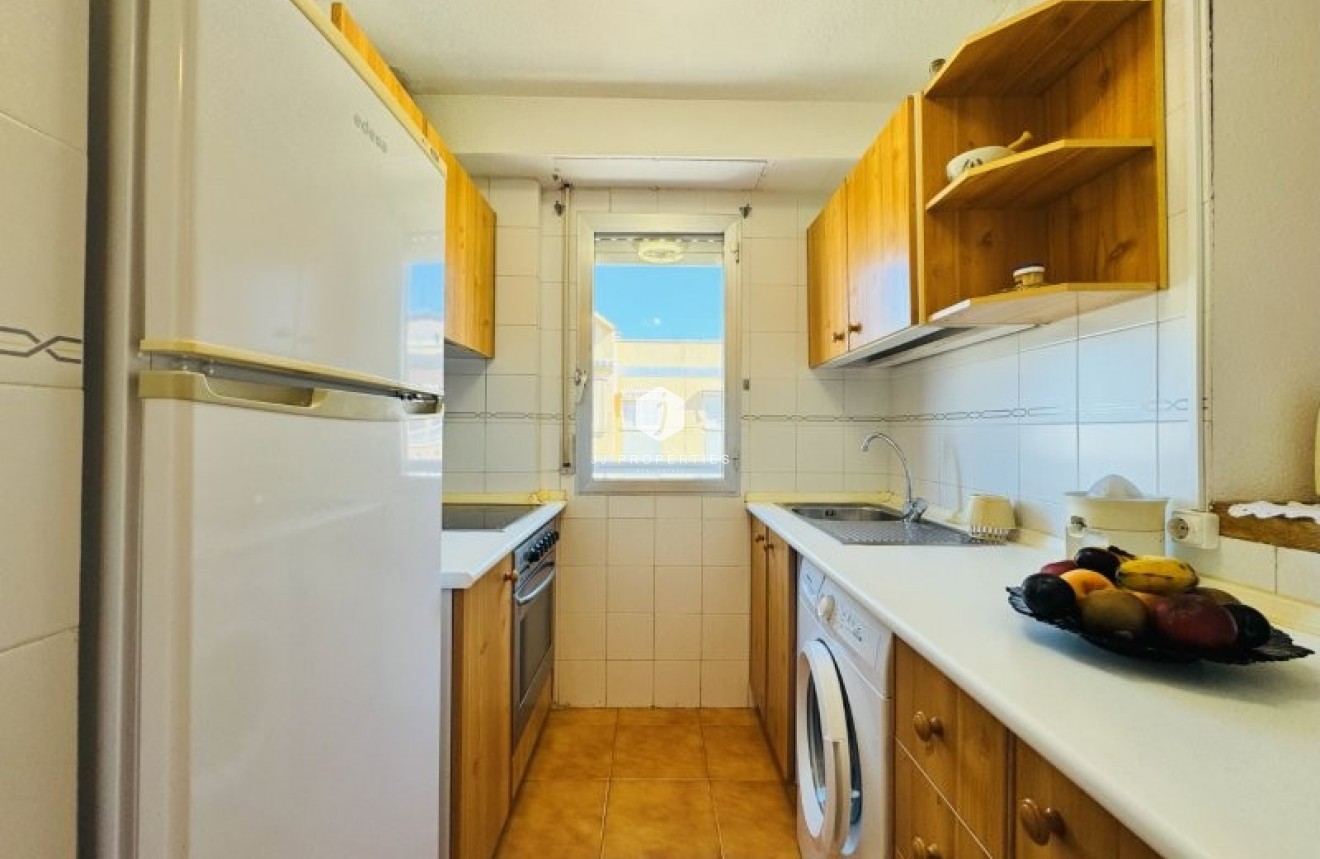 Tweedehands - Appartement / flat -
La Mata - Costa Blanca