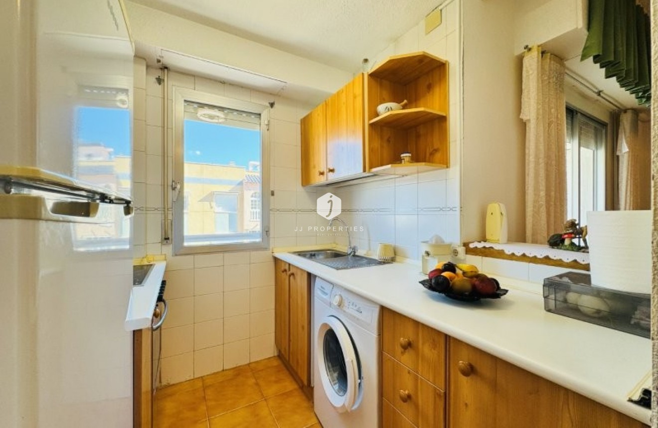 Tweedehands - Appartement / flat -
La Mata - Costa Blanca