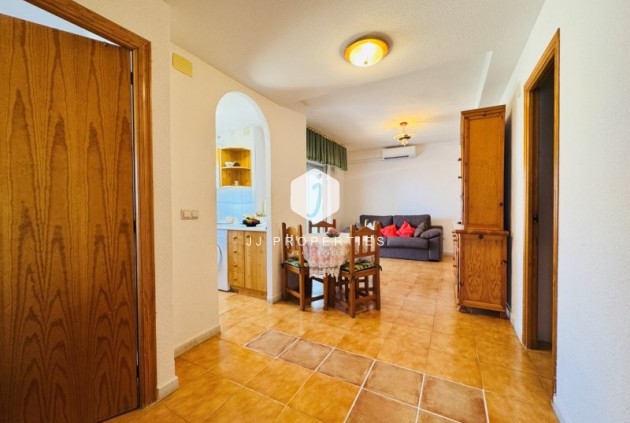 Tweedehands - Appartement / flat -
La Mata - Costa Blanca