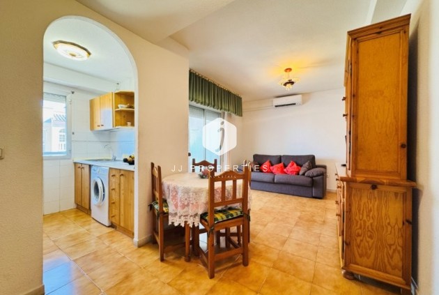 Tweedehands - Appartement / flat -
La Mata - Costa Blanca