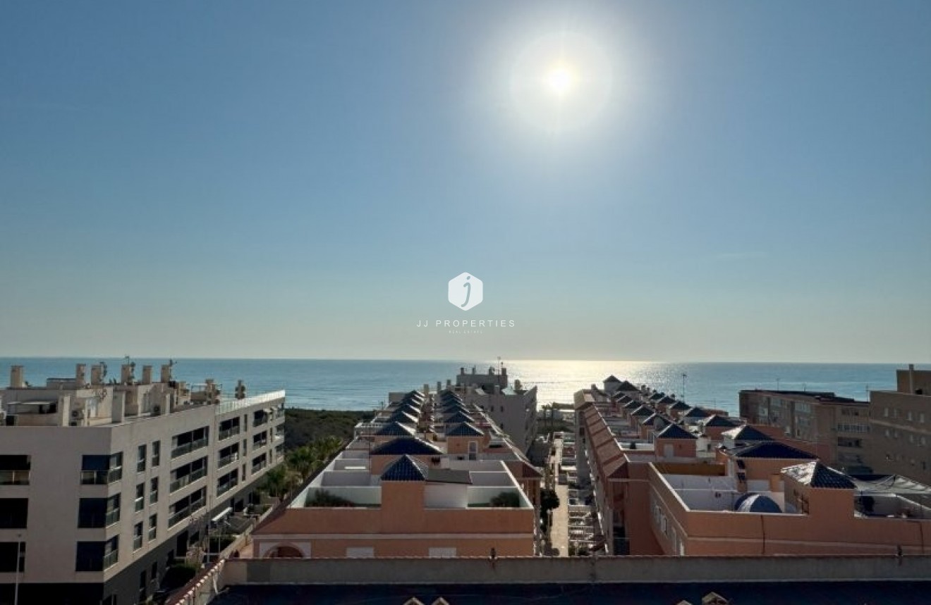 Tweedehands - Appartement / flat -
La Mata - Costa Blanca