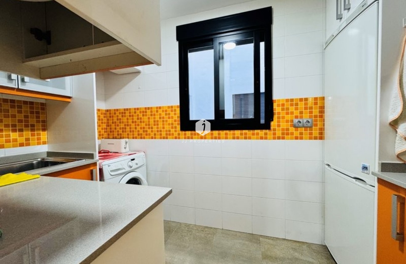 Tweedehands - Appartement / flat -
La Mata - Costa Blanca