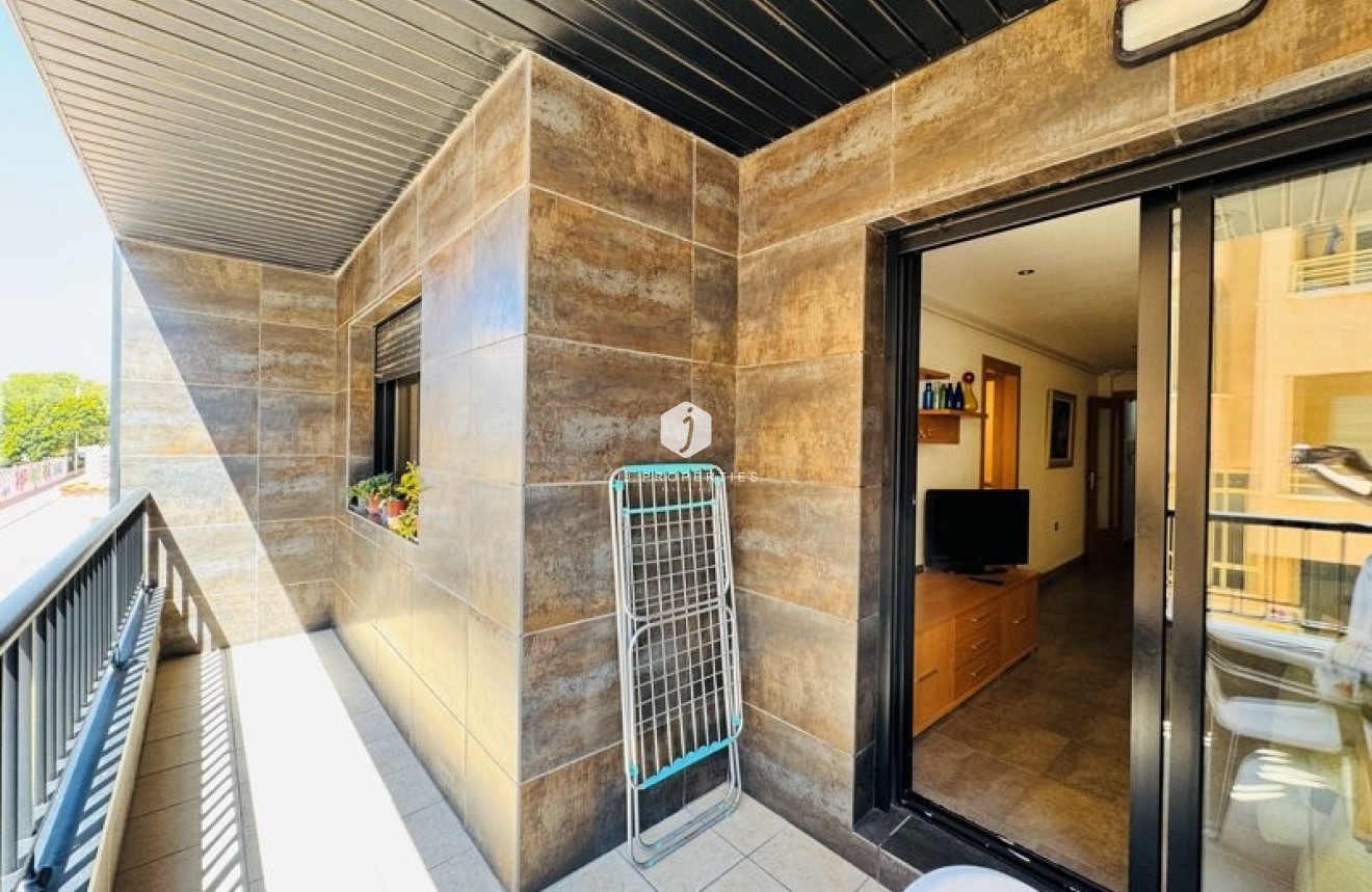 Tweedehands - Appartement / flat -
La Mata - Costa Blanca