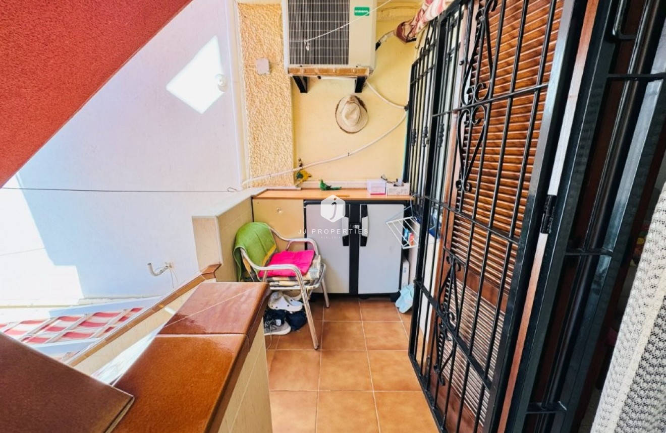 Aus zweiter Hand - Wohnung -
La Mata - Costa Blanca