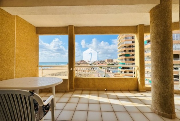 Tweedehands - Appartement / flat -
La Mata - Costa Blanca