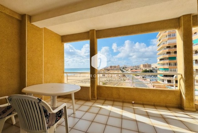 Tweedehands - Appartement / flat -
La Mata - Costa Blanca