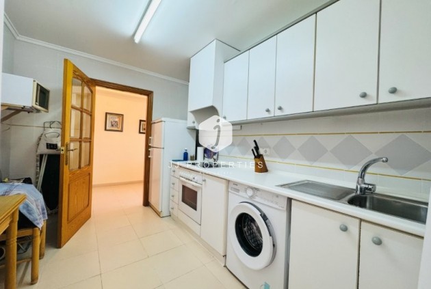 Tweedehands - Appartement / flat -
La Mata - Costa Blanca