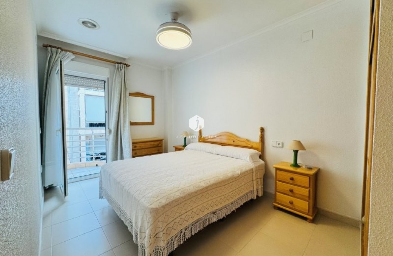 Tweedehands - Appartement / flat -
La Mata - Costa Blanca