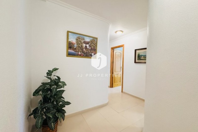 Tweedehands - Appartement / flat -
La Mata - Costa Blanca