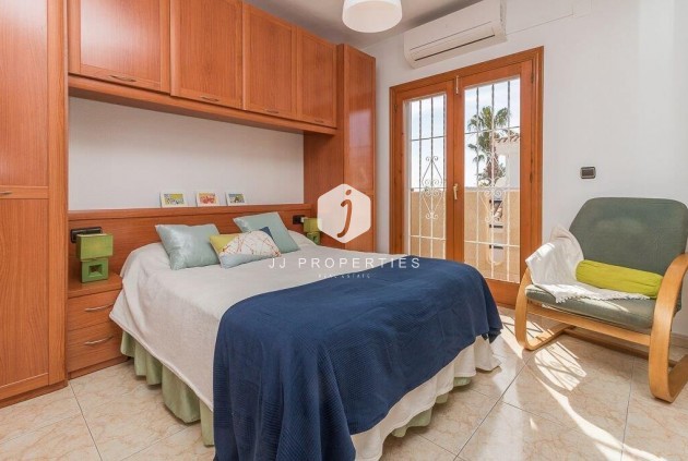 Tweedehands - Chalet -
Orihuela Costa - Playa Flamenca