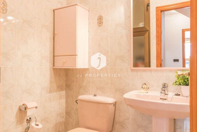 Tweedehands - Chalet -
Orihuela Costa - Playa Flamenca