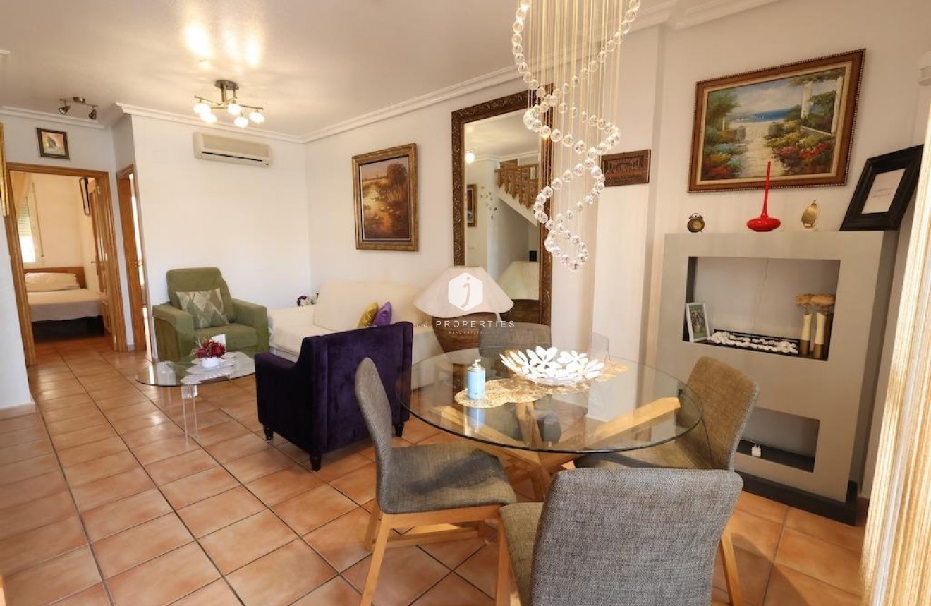 Tweedehands - Villa -
Orihuela Costa - Costa Blanca