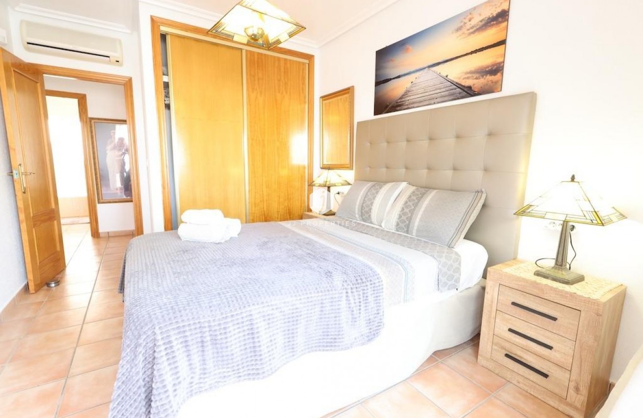 Tweedehands - Villa -
Orihuela Costa - Costa Blanca