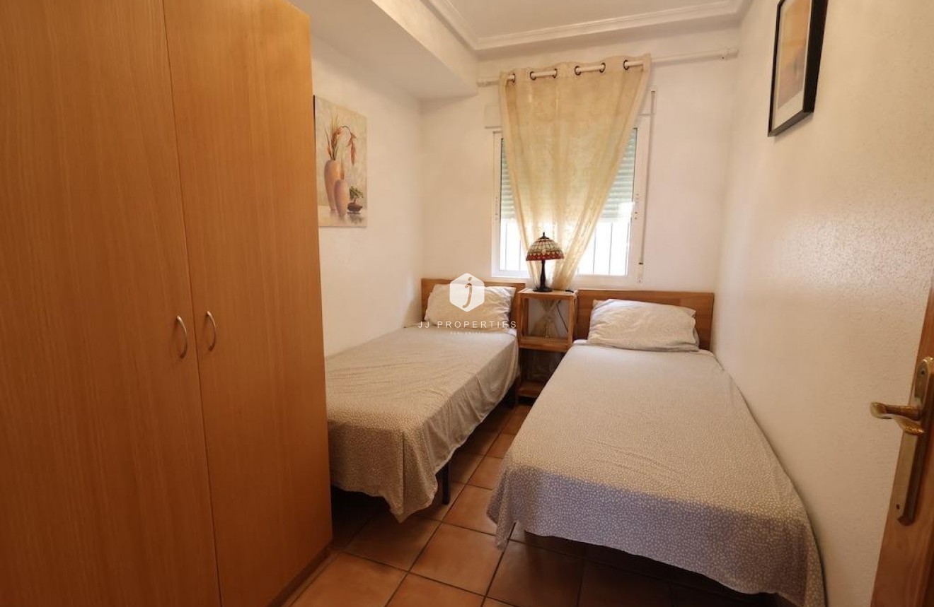 Tweedehands - Villa -
Orihuela Costa - Costa Blanca