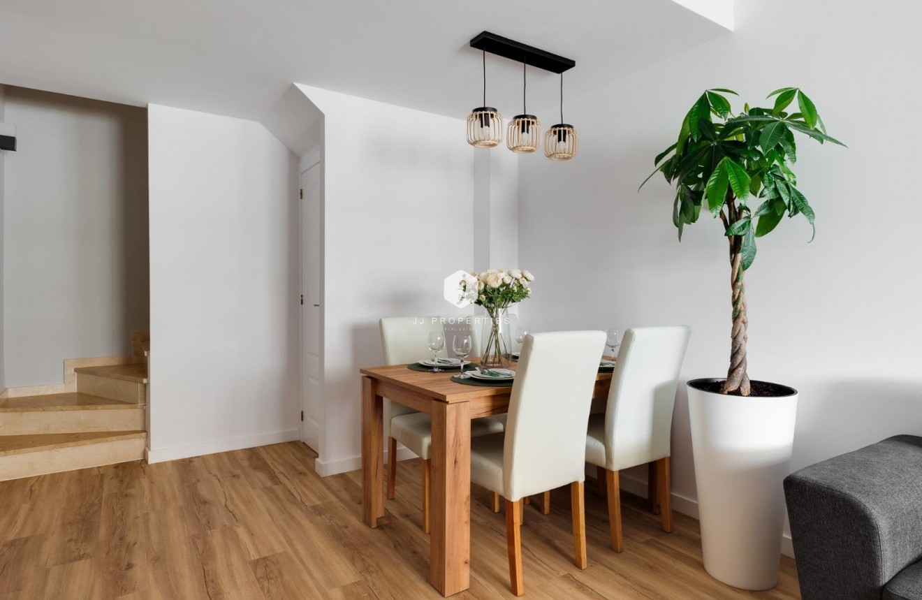 Tweedehands - Chalet -
Orihuela Costa - Los Balcones