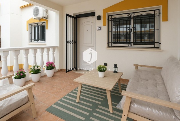 Tweedehands - Chalet -
Orihuela Costa - Los Balcones