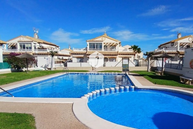 Tweedehands - Chalet -
Orihuela Costa - Los Balcones