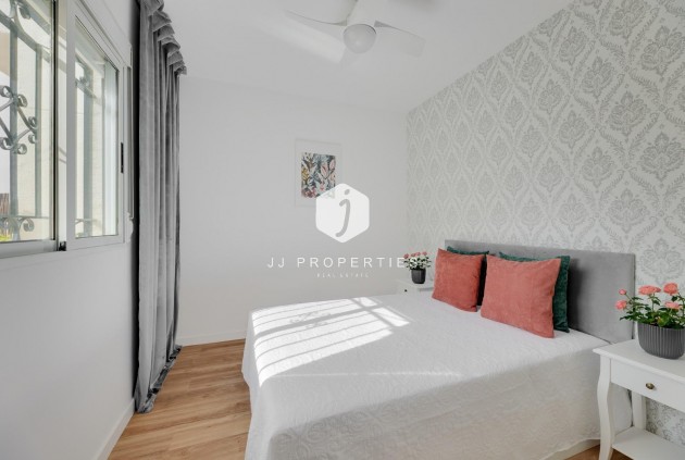 Tweedehands - Chalet -
Orihuela Costa - Los Balcones