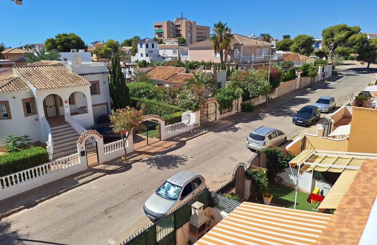 Tweedehands - Appartement / flat -
Orihuela Costa - La Zenia