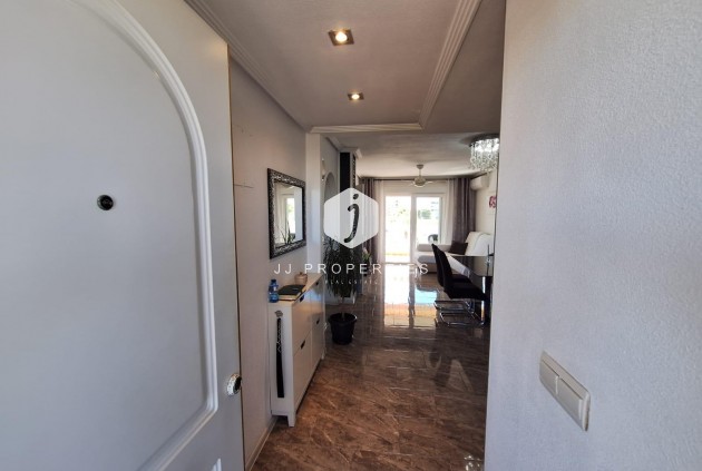 Tweedehands - Appartement / flat -
Orihuela Costa - La Zenia