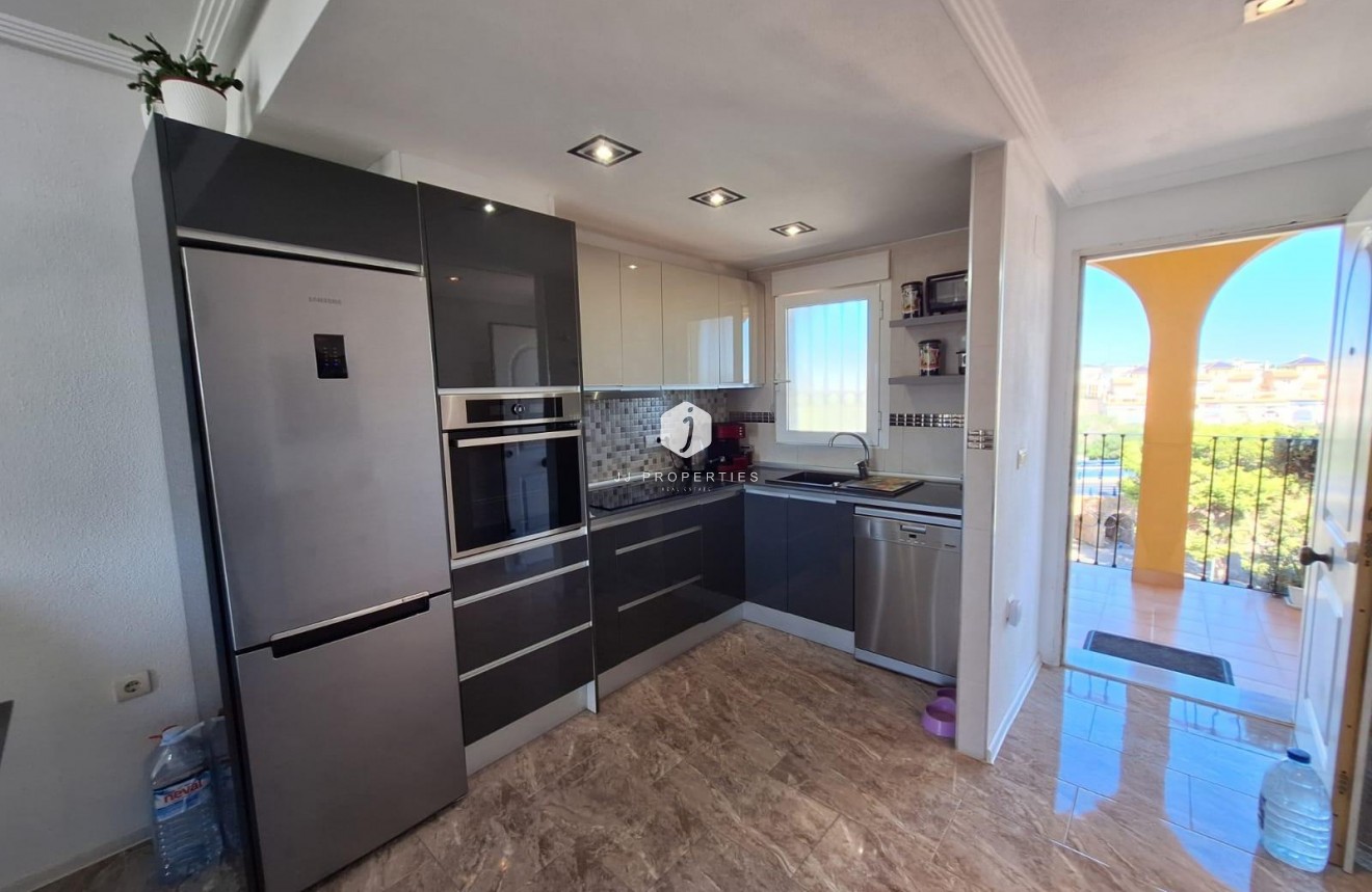 Tweedehands - Appartement / flat -
Orihuela Costa - La Zenia