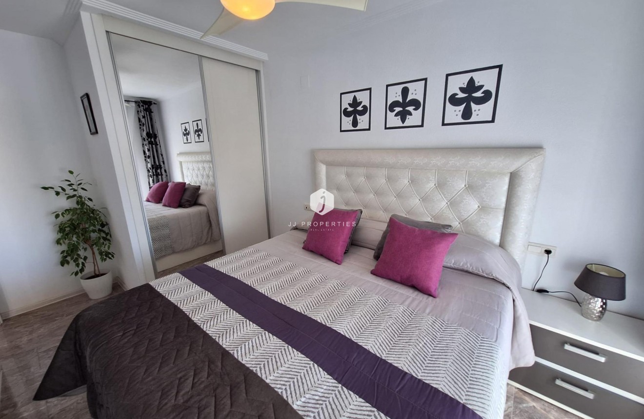 Tweedehands - Appartement / flat -
Orihuela Costa - La Zenia