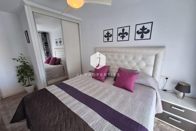 Tweedehands - Appartement / flat -
Orihuela Costa - La Zenia