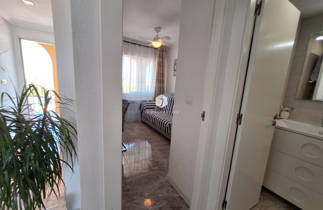 Tweedehands - Appartement / flat -
Orihuela Costa - La Zenia