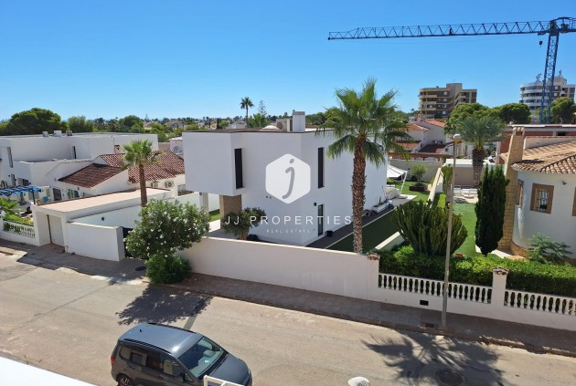 Tweedehands - Appartement / flat -
Orihuela Costa - La Zenia