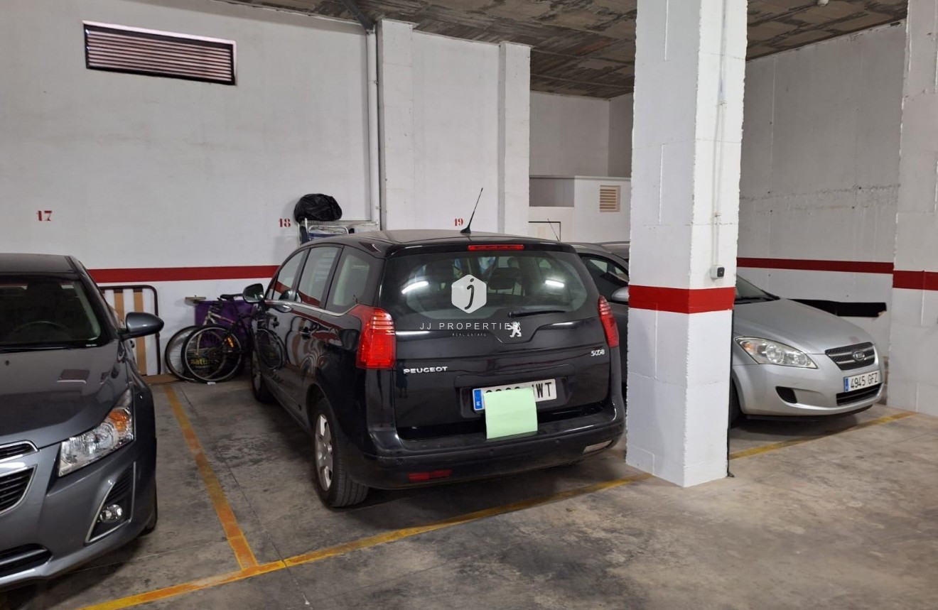 Tweedehands - Appartement / flat -
Orihuela Costa - La Zenia