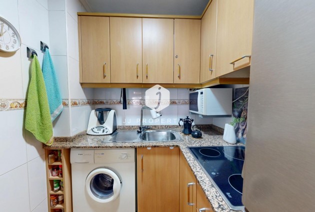 Resale - Apartment / flat -
Torrevieja - Estacion de autobuses