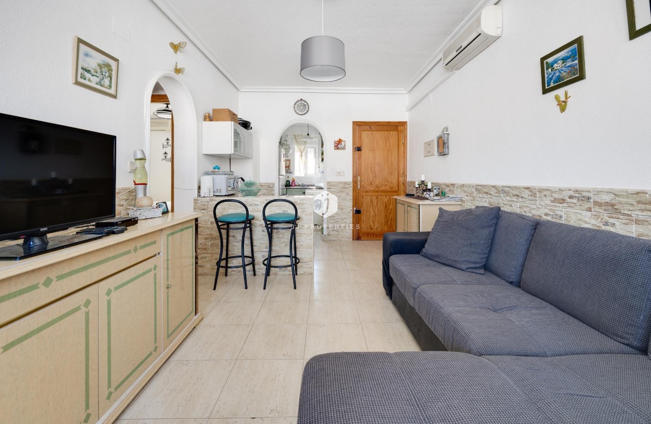 Tweedehands - Bungalow -
Torrevieja - aguas nuevas